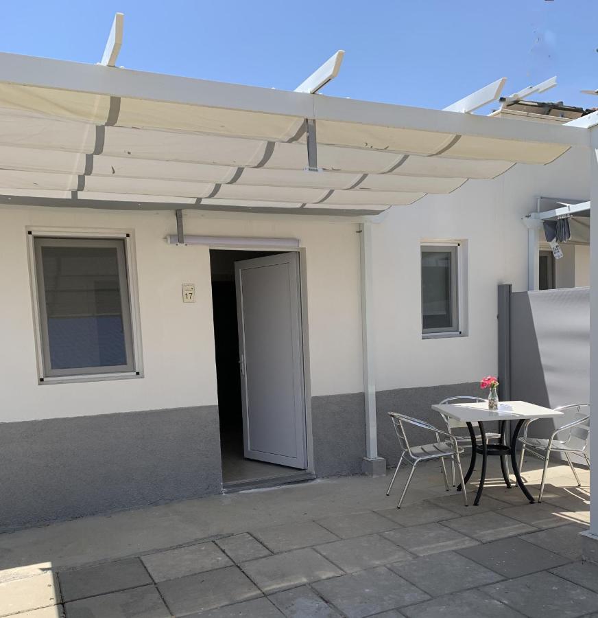 Camping Village Torrenova Ciro Marina Exterior photo