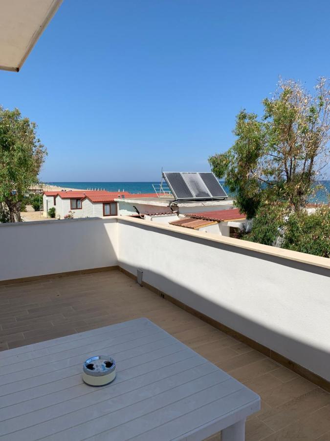 Camping Village Torrenova Ciro Marina Exterior photo