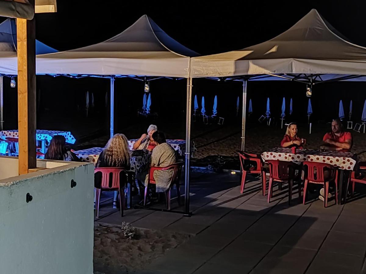 Camping Village Torrenova Ciro Marina Exterior photo