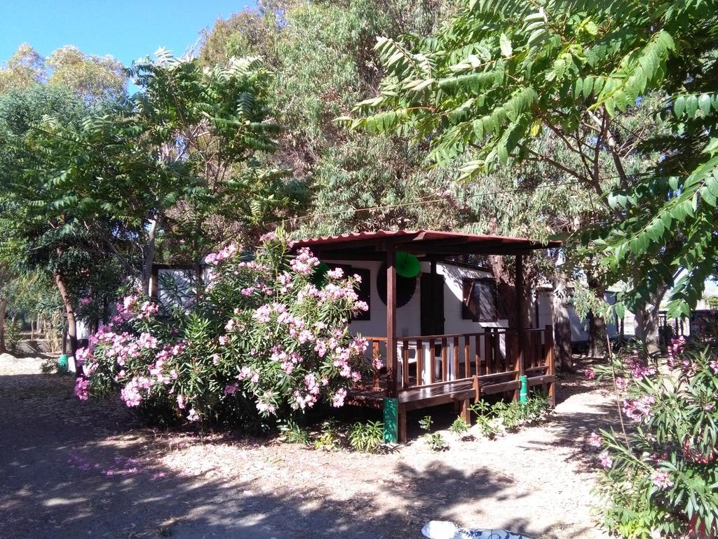 Camping Village Torrenova Ciro Marina Exterior photo