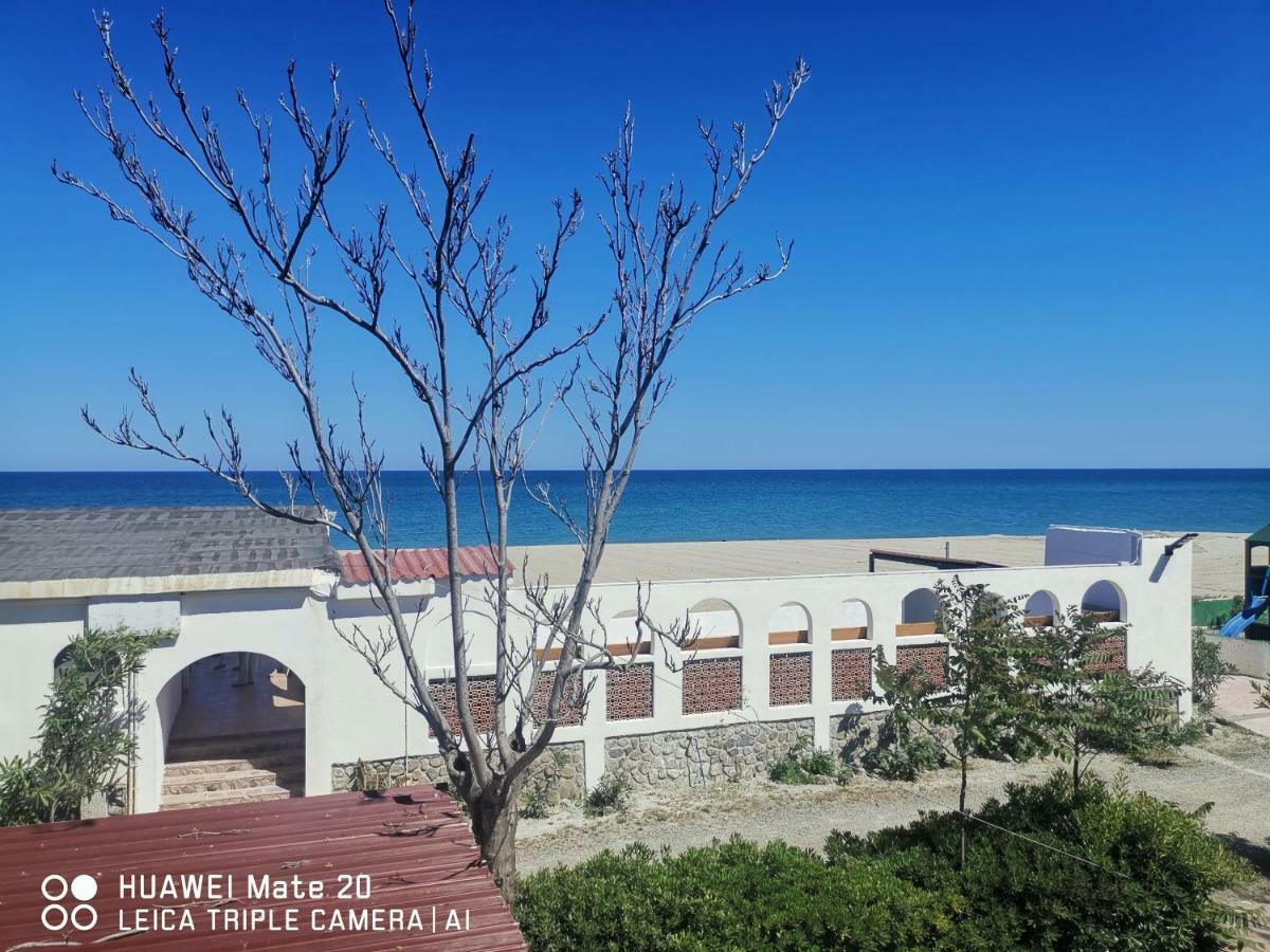 Camping Village Torrenova Ciro Marina Exterior photo